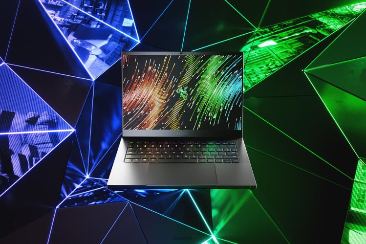 Razer Customize your Blade 14 One Color Laptop 8NV0J1