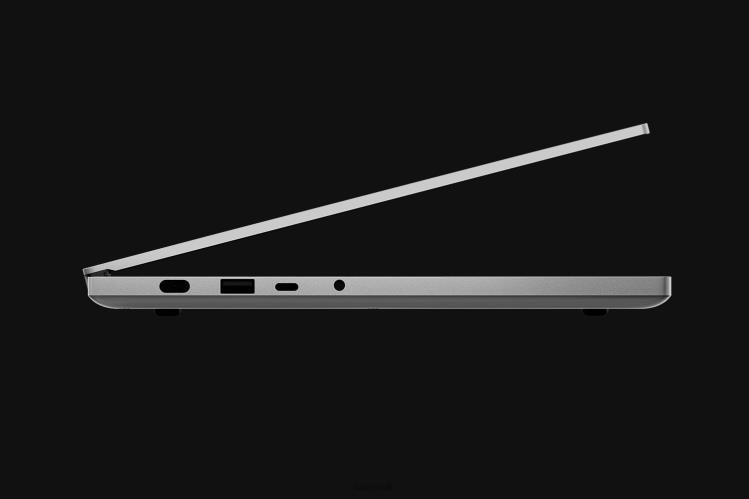 Razer Customize your Blade 14 One Color Laptop 8NV0J3