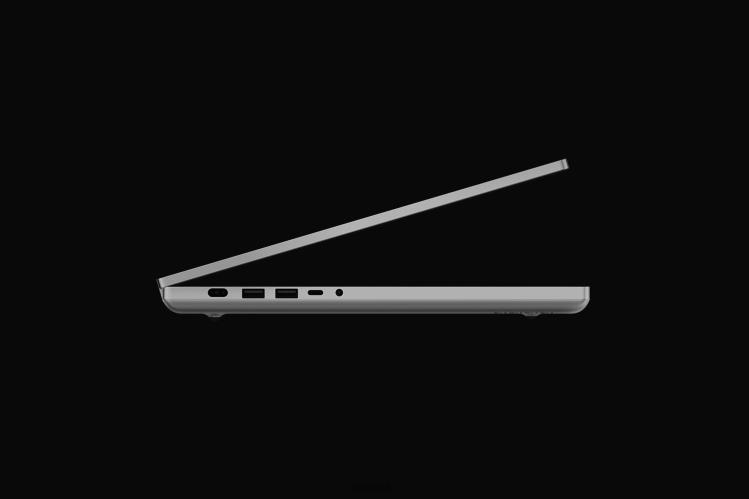 Razer Customize your Blade 16 One Color Laptop 8NV0J6