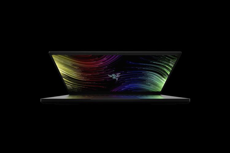 Razer Customize your Blade 17 One Color Laptop 8NV0J12
