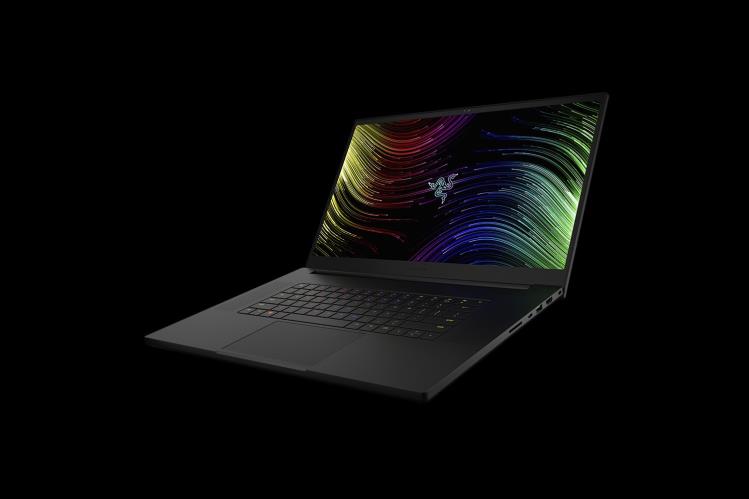 Razer Customize your Blade 17 One Color Laptop 8NV0J12