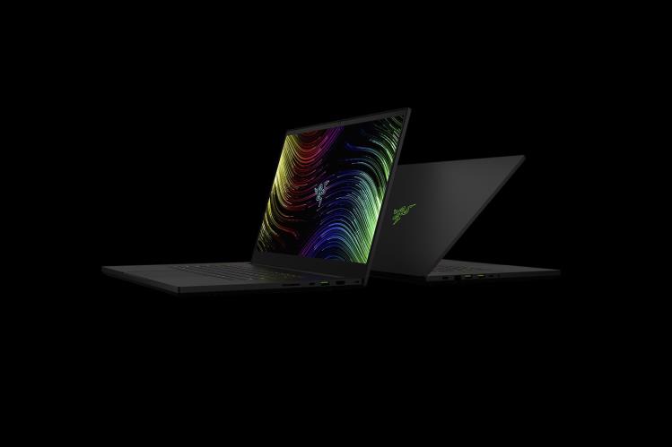 Razer Customize your Blade 17 One Color Laptop 8NV0J12