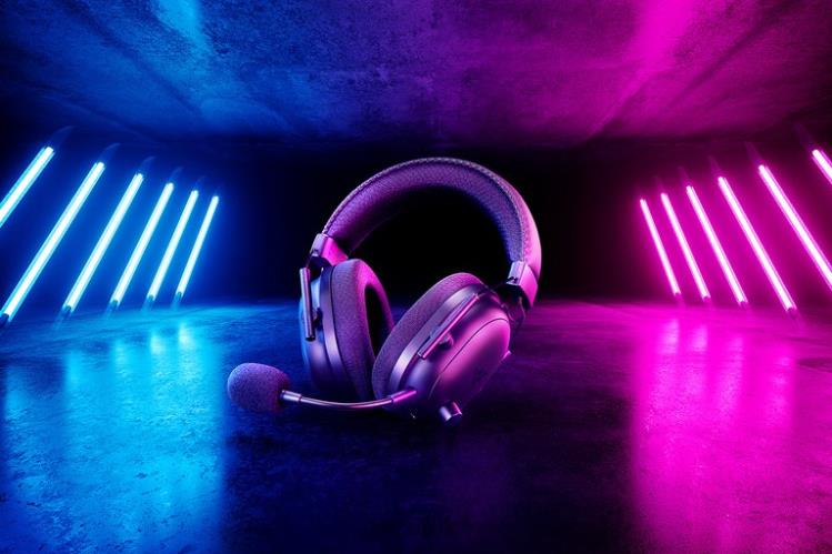 Razer BlackShark V2 Pro Black Gaming Audio 8NV0J85