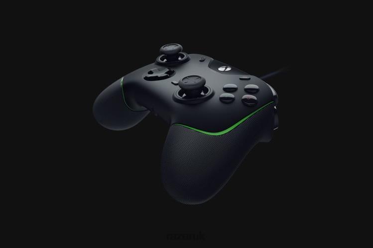 Razer Wolverine V2 Black Console 8NV0J162
