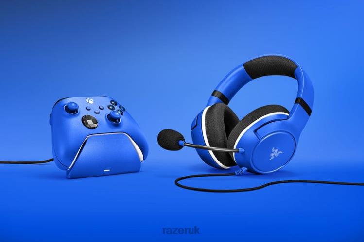 Razer Essential Duo Bundle for Xbox Shock Blue Console 8NV0J175