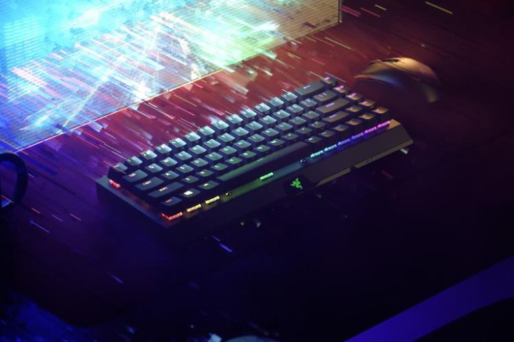 Razer BlackWidow V3 Mini HyperSpeed - Yellow Switch - US Black Keyboard 8NV0J63