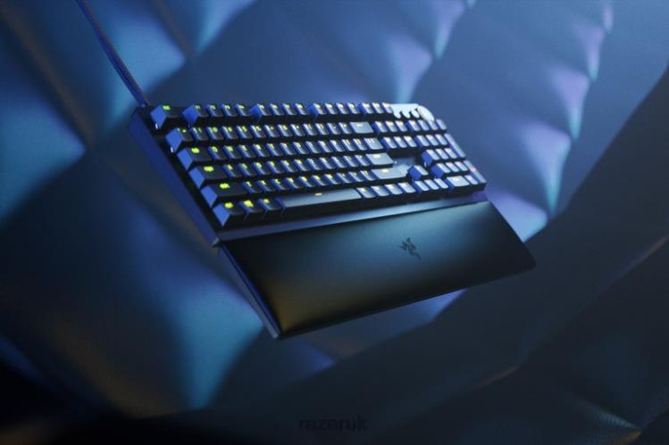 Razer Huntsman V2 - Clicky Optical Switch - US One Color Keyboard 8NV0J69