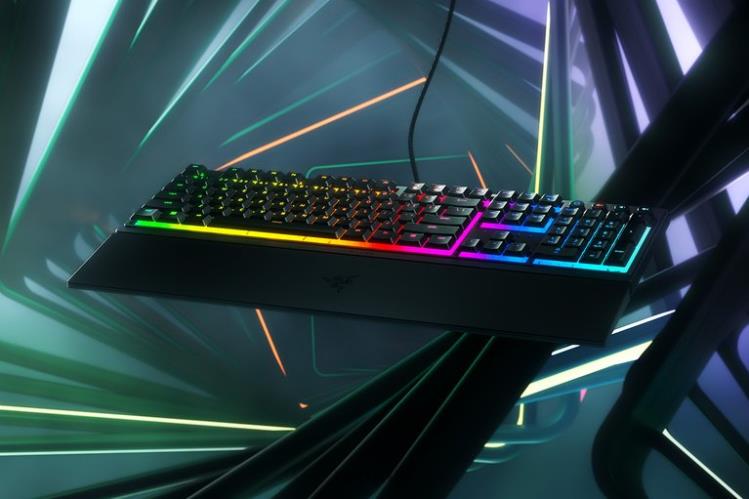 Razer Ornata V3 - US One Color Keyboard 8NV0J75