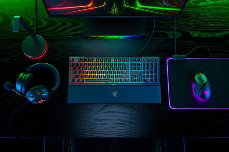 Razer Ornata V3 - US One Color Keyboard 8NV0J75