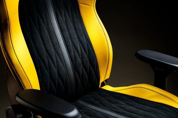 Razer Enki Pro - Koenigsegg Edition One Color Gaming Chair 8NV0J123
