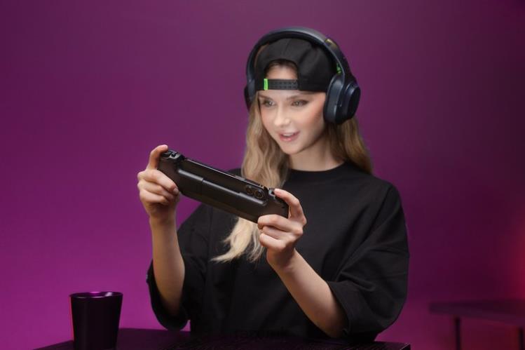 Razer Kishi V2 for iPhone One Color Mobile 8NV0J181